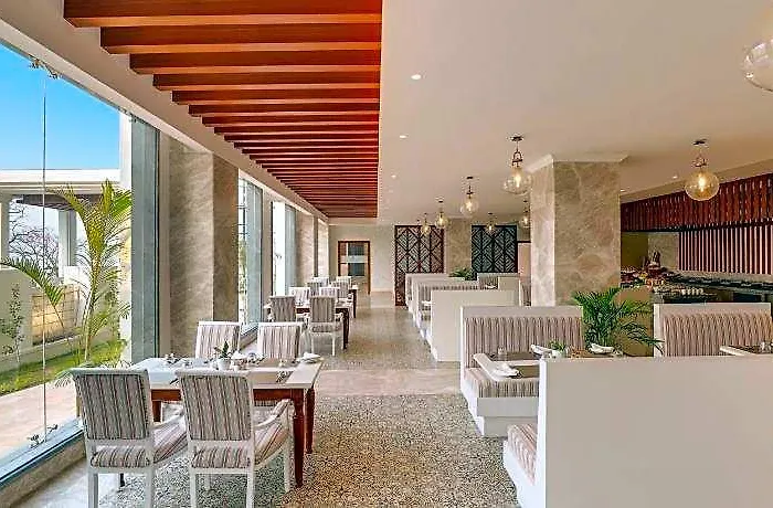 Lemon Tree Premier Buddhanilkantha Nepal Hotel