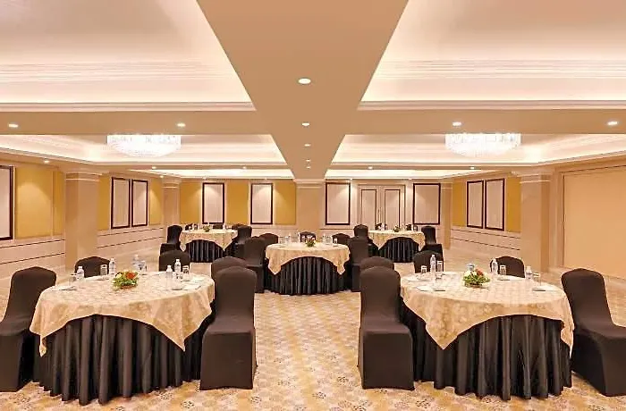 Hotel Lemon Tree Premier Buddhanilkantha Nepal 5*