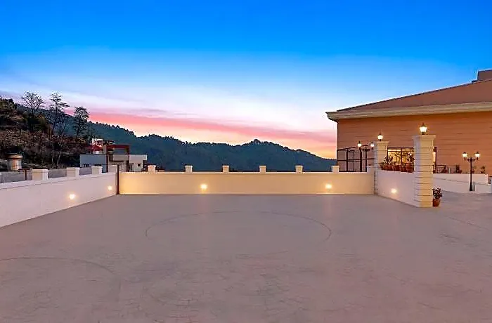 Lemon Tree Premier Buddhanilkantha Nepal 5* Katmandú